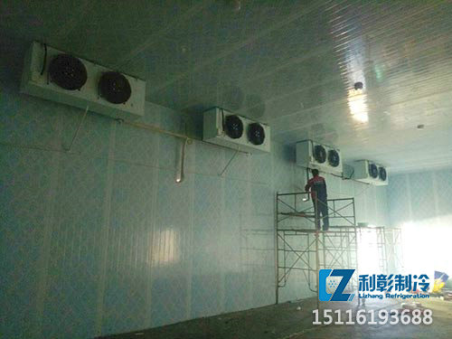 500噸冷庫(kù)施工現(xiàn)場(chǎng)
